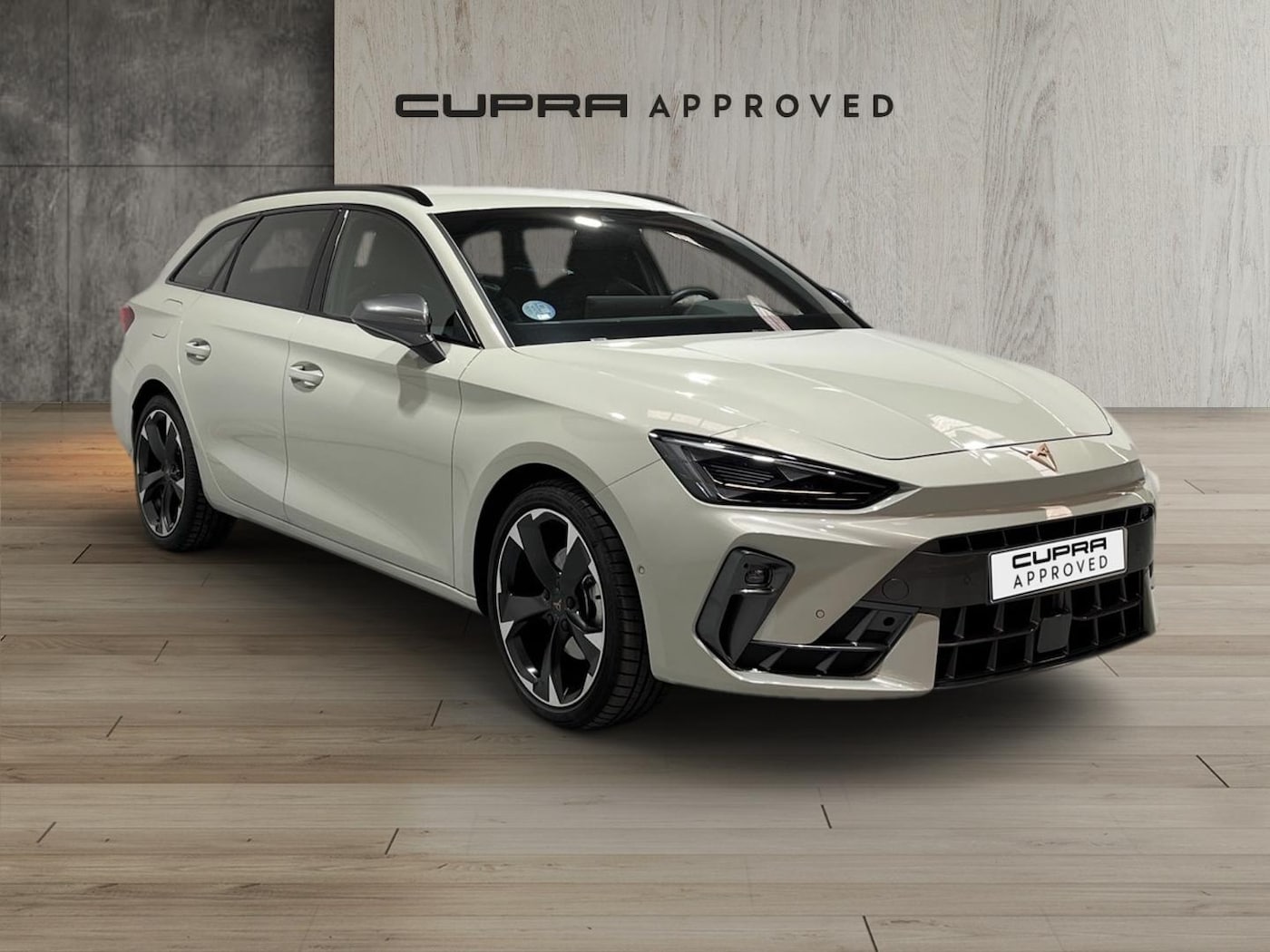 CUPRA Leon Sportstourer 1.5 eTSI DSG 110 kW (150 CV) — photo 1