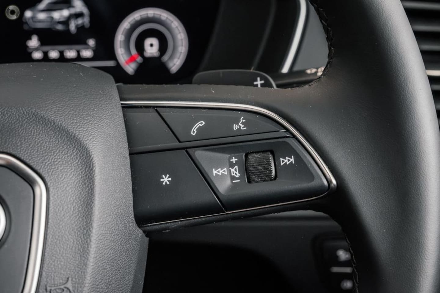 Image about Audi Q5 Sportback 40 TDI quattro S tronic