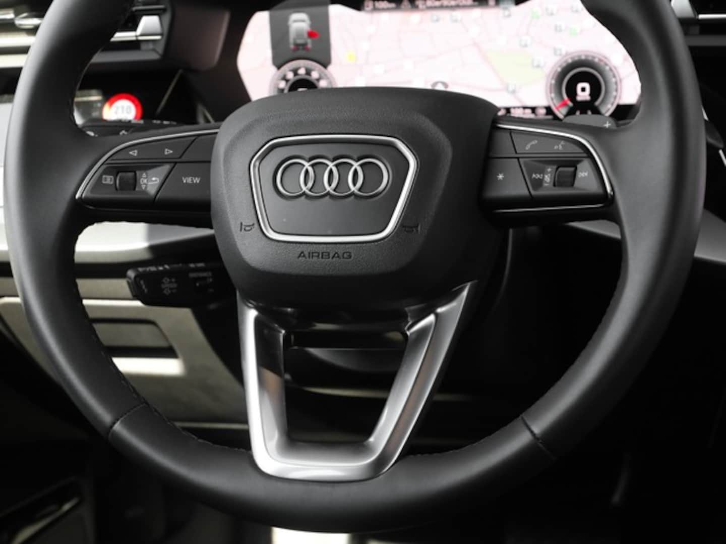 Bild über Audi A3 Sportback S line 35 TFSI S tronic - für weitere Informationen kontaktieren Sie den Audi Partner