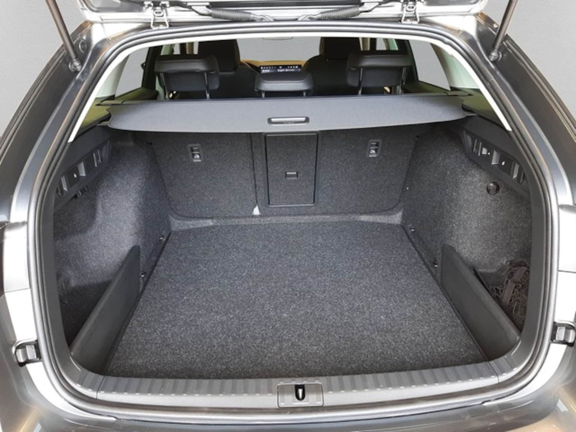 Skoda Octavia Combi Selection
