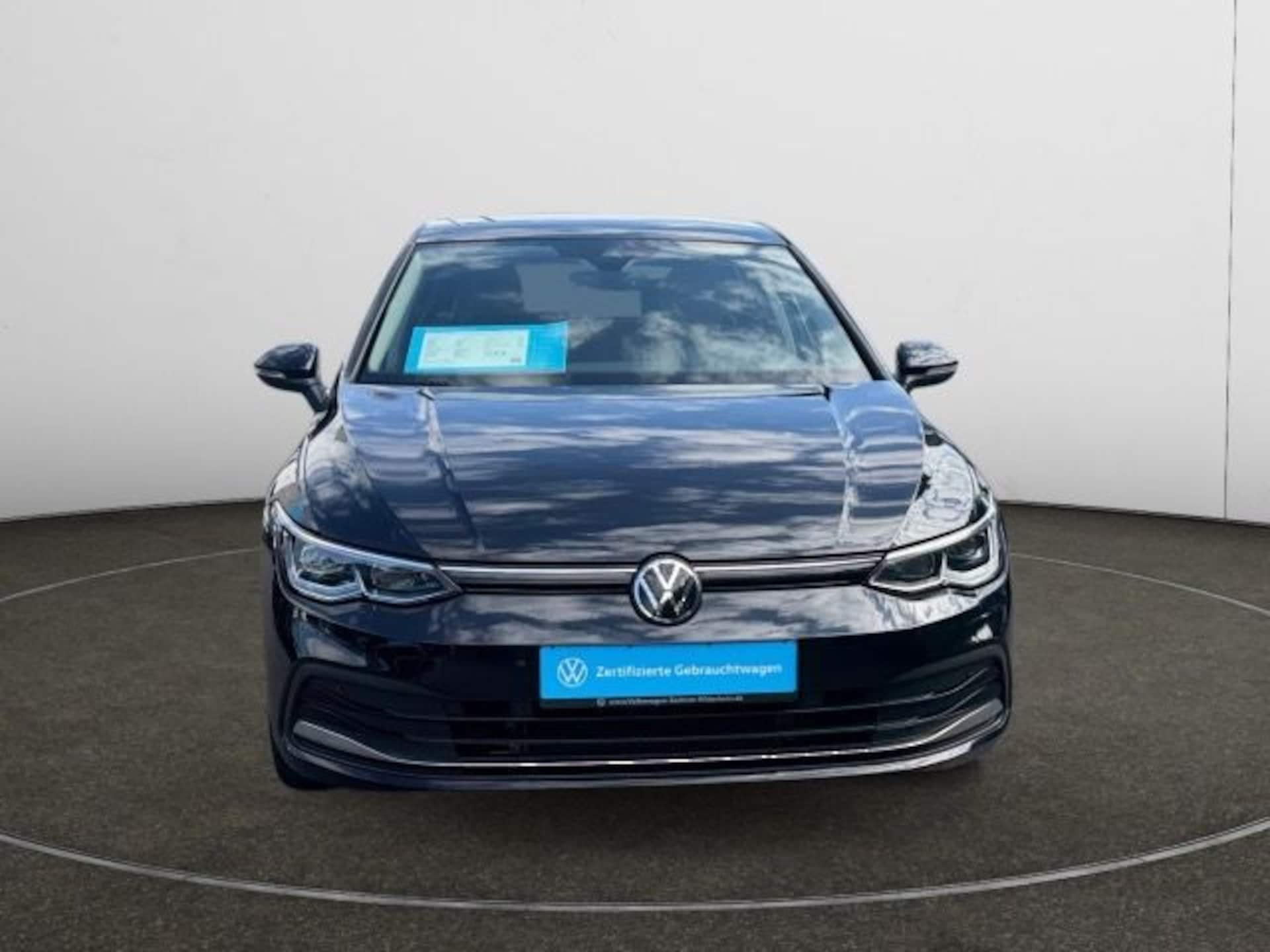 Volkswagen Golf Style