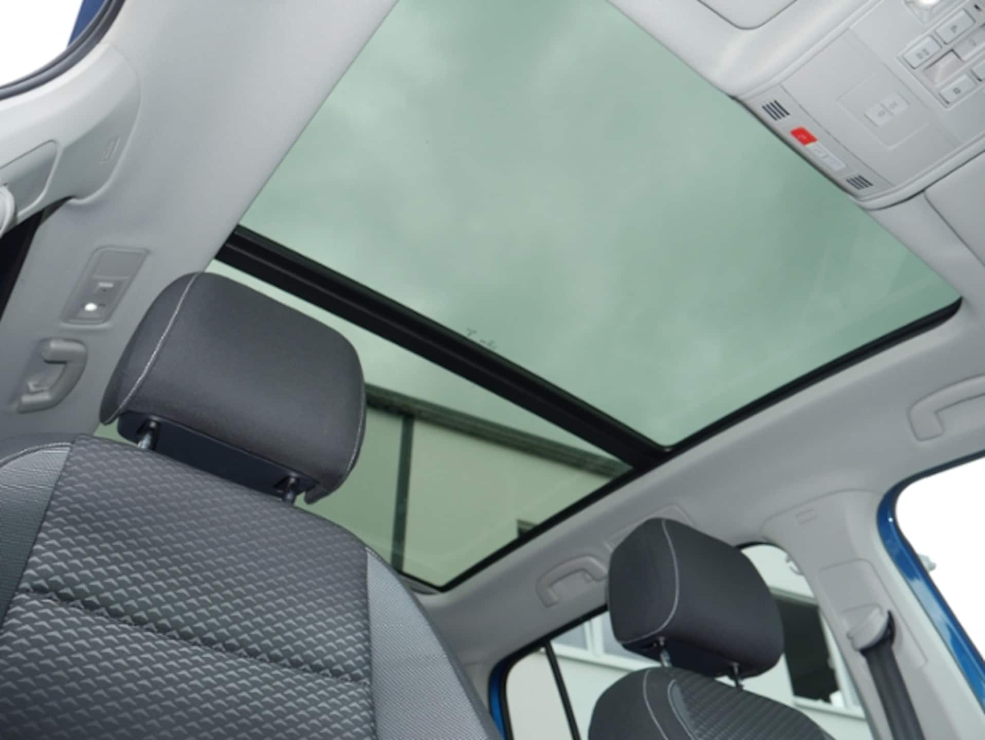 Volkswagen Touran Active