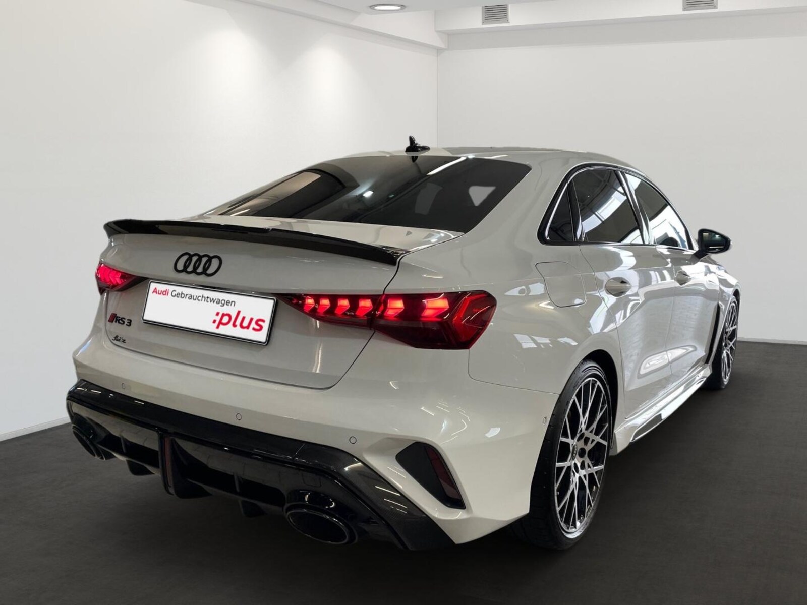 Audi RS 3 Limousine – Bild 5