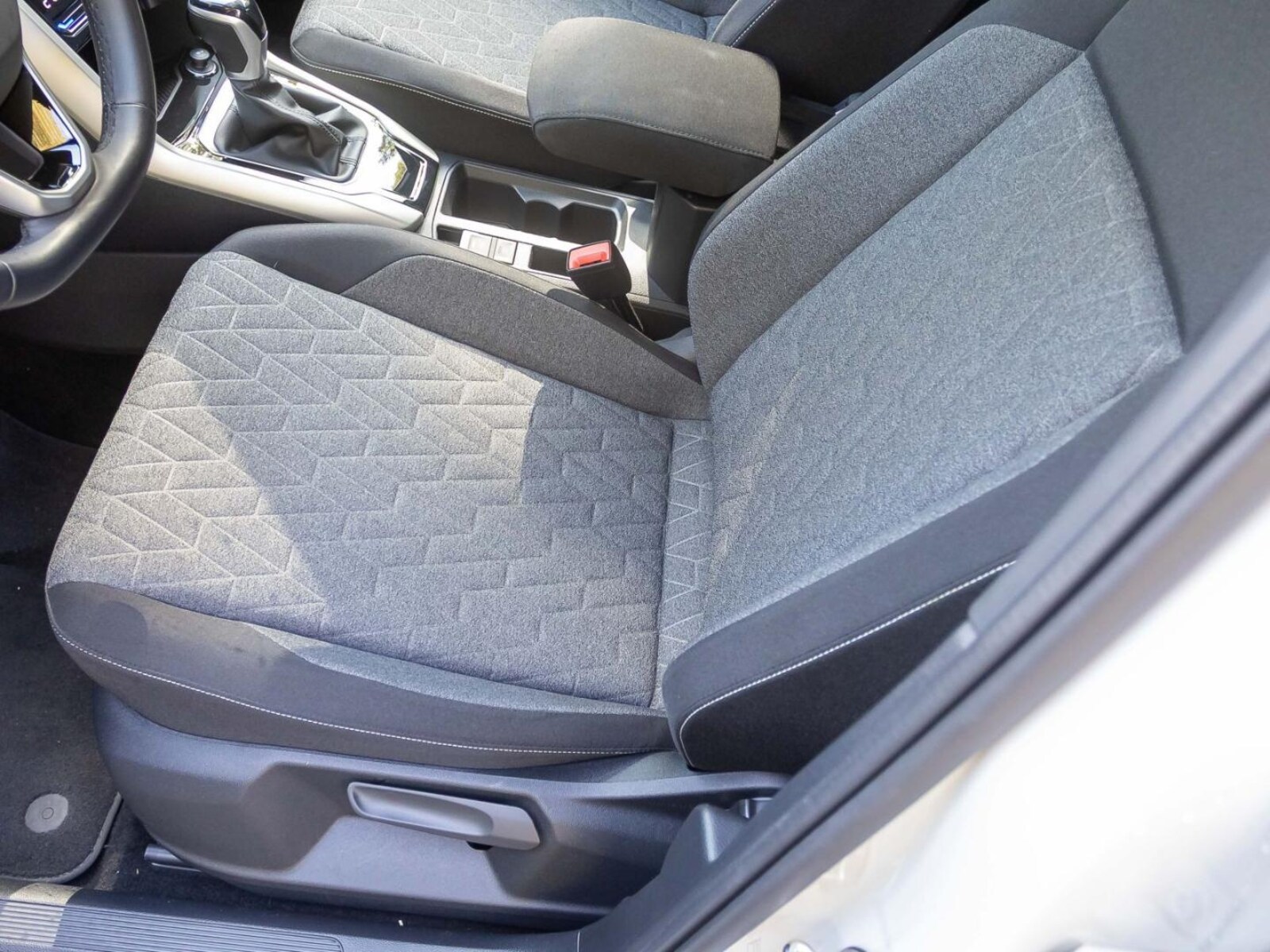 Volkswagen T-Roc – Bild 13