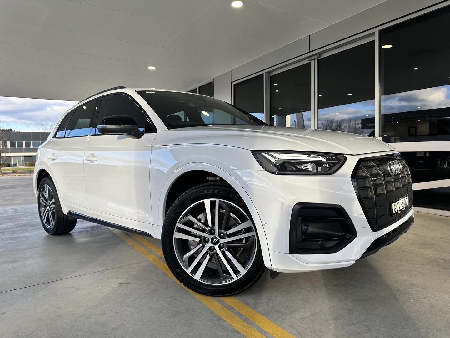 Image about Audi Q5 sport 45 TFSI quattro S tronic