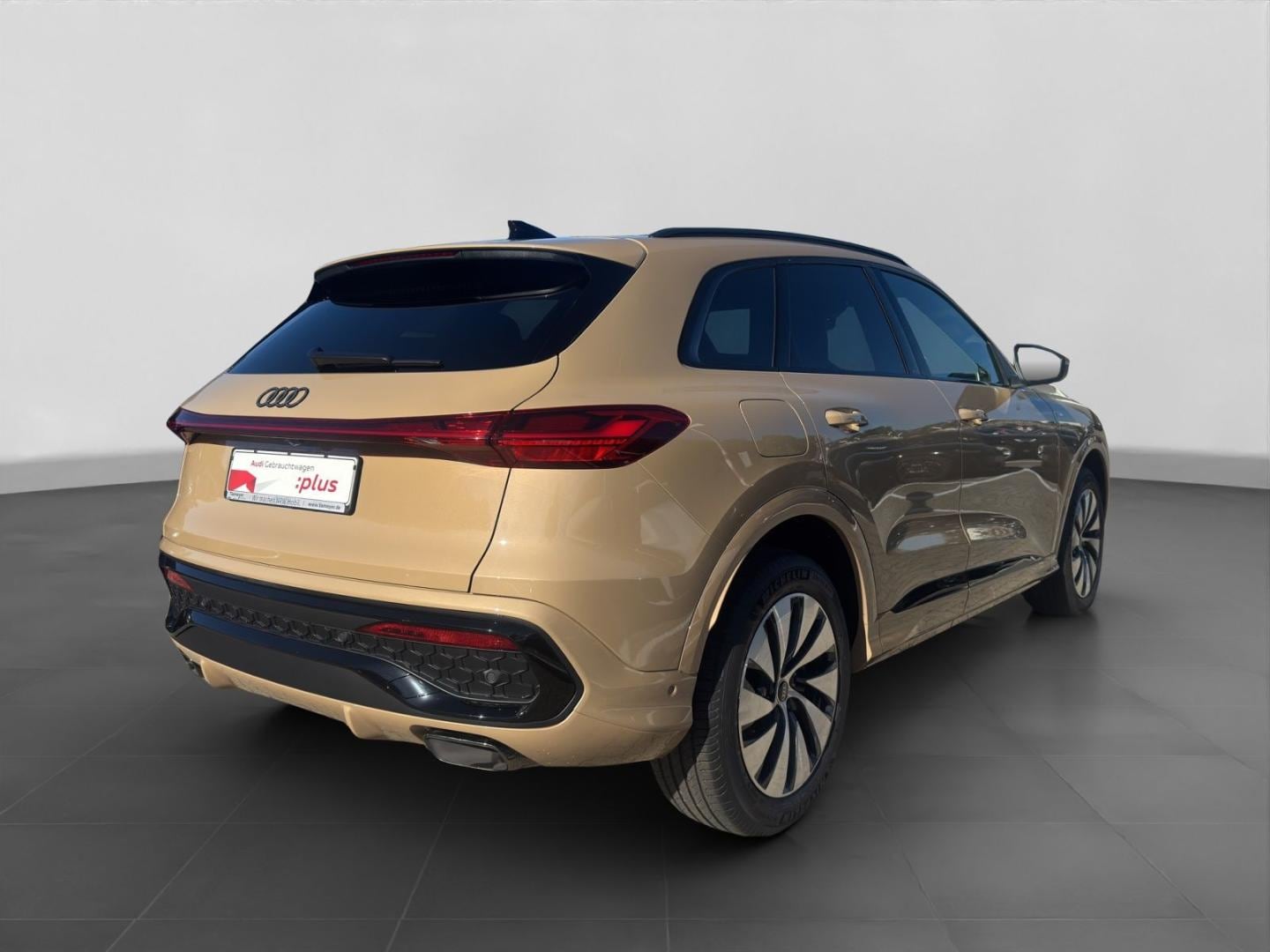 Bild über Audi Q5 SUV TFSI 150 kW S tronic - für weitere Informationen kontaktieren Sie den Audi Partner