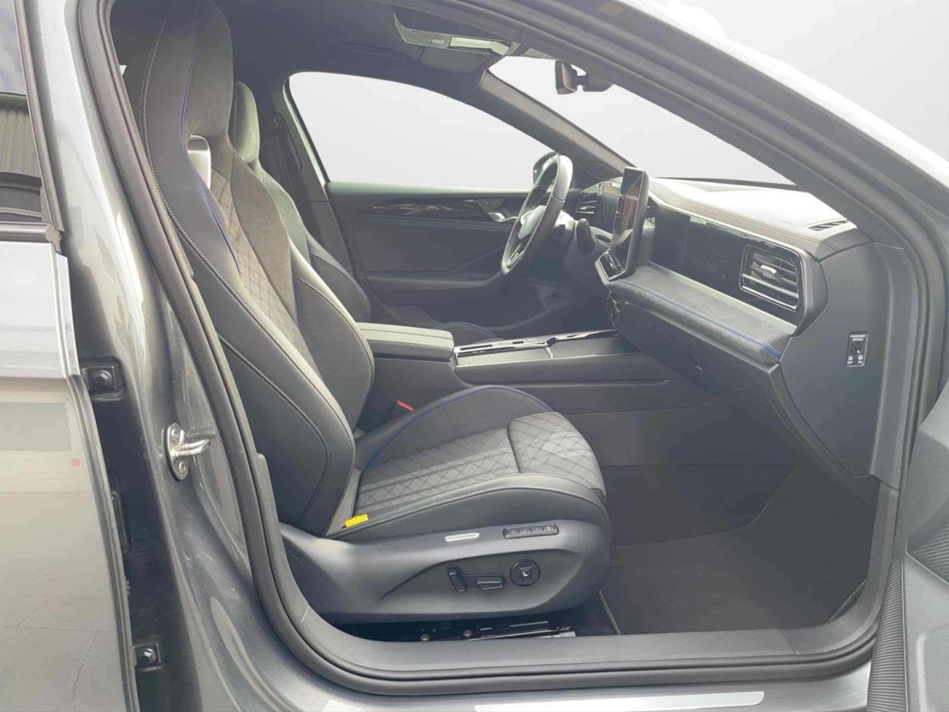 Volkswagen Passat R-Line