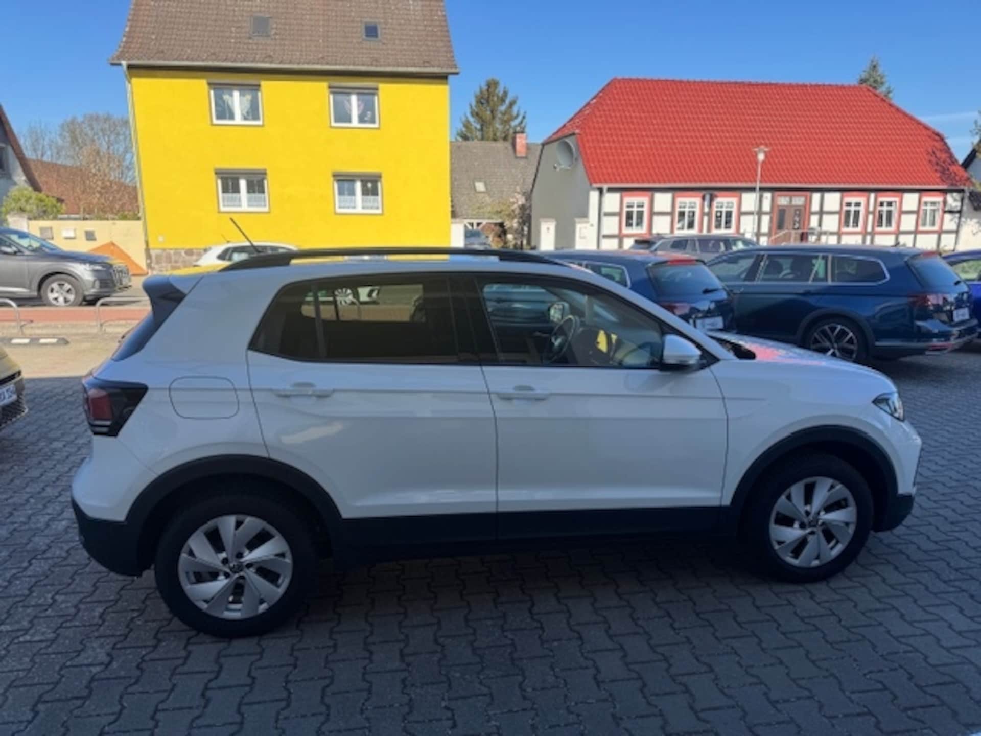 Volkswagen T-Cross Life