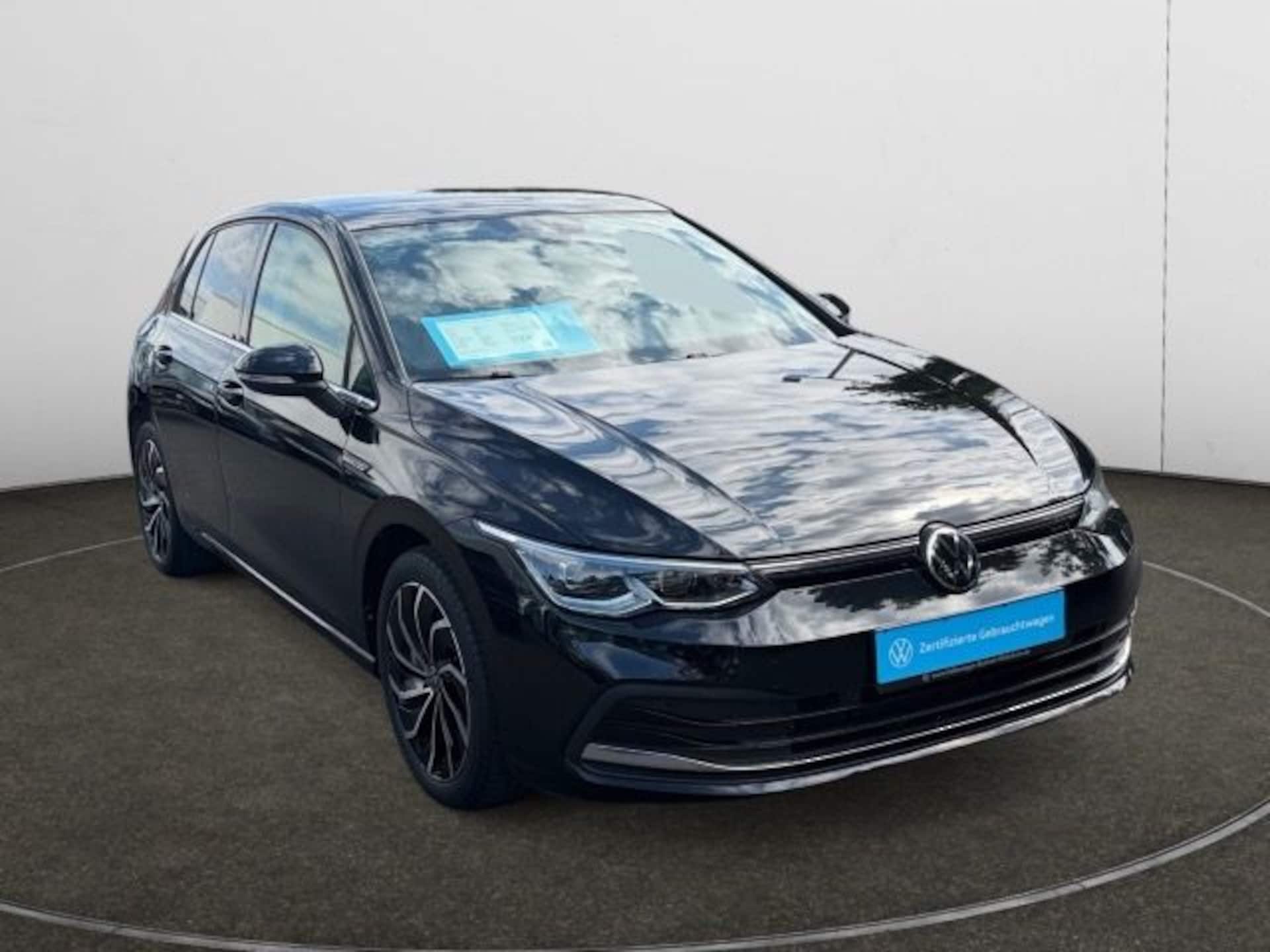 Volkswagen Golf Style