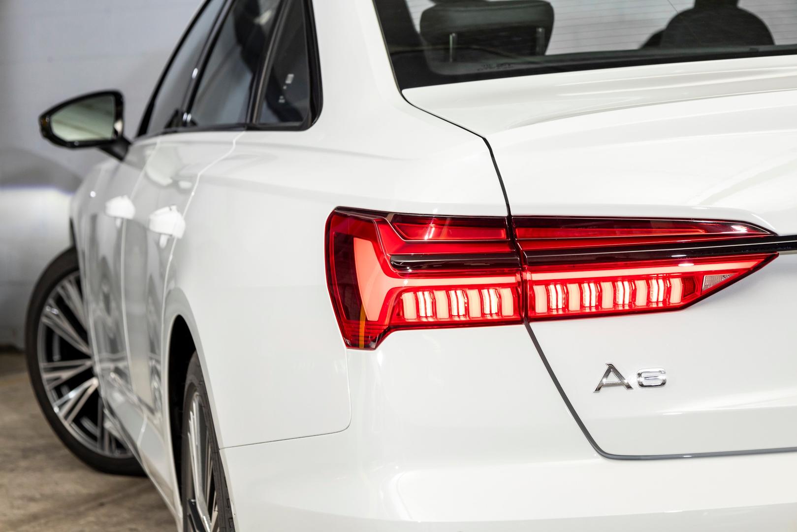Audi A6 Sedan