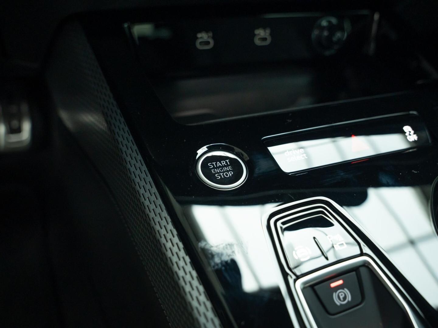 Bild über Audi A5 Avant TDI quattro 150 kW S tronic - für weitere Informationen kontaktieren Sie den Audi Partner