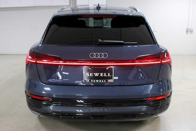 2024 Audi Q8 e-tron