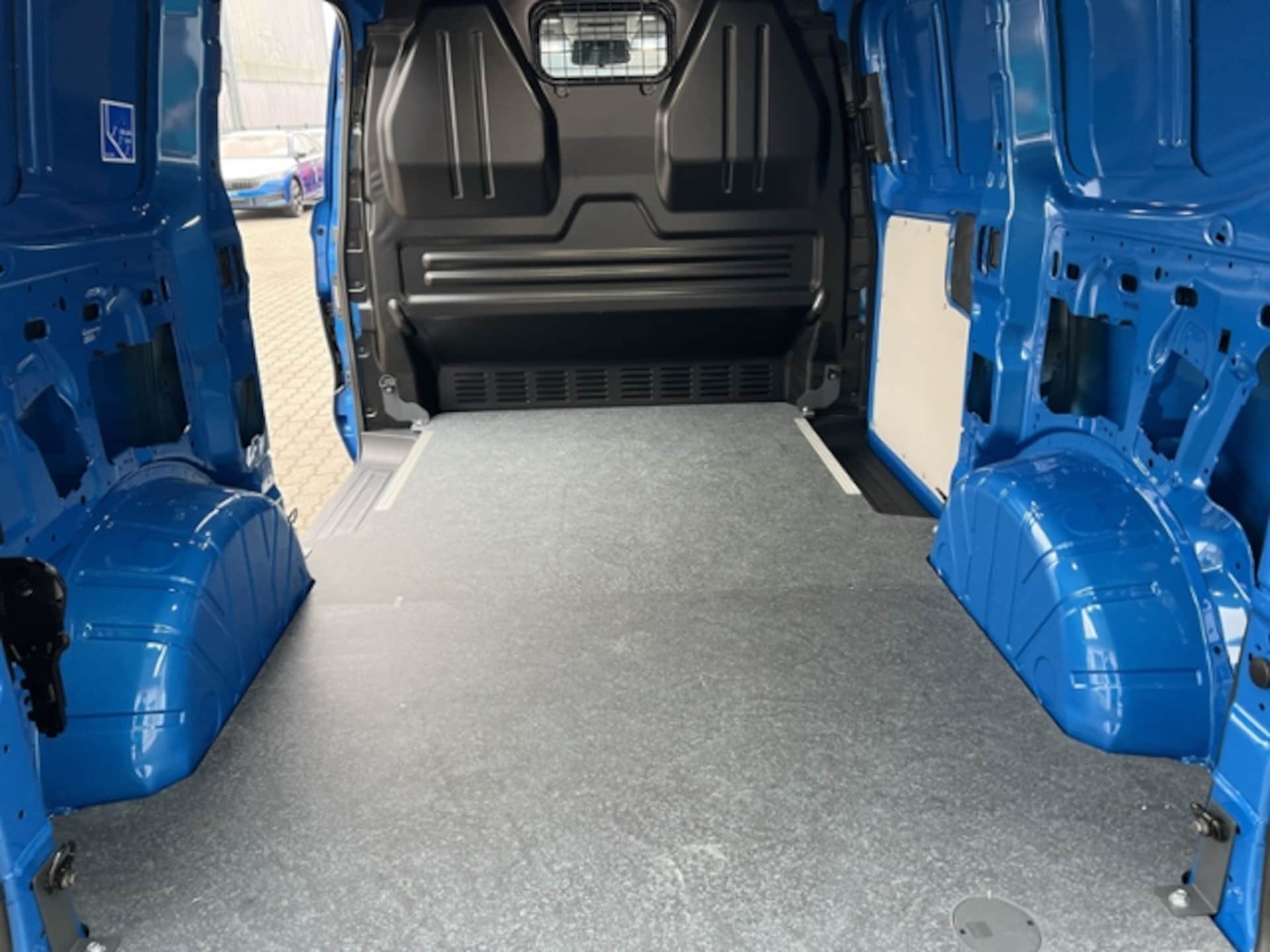 Volkswagen Transporter Kasten kurzer Radstand
