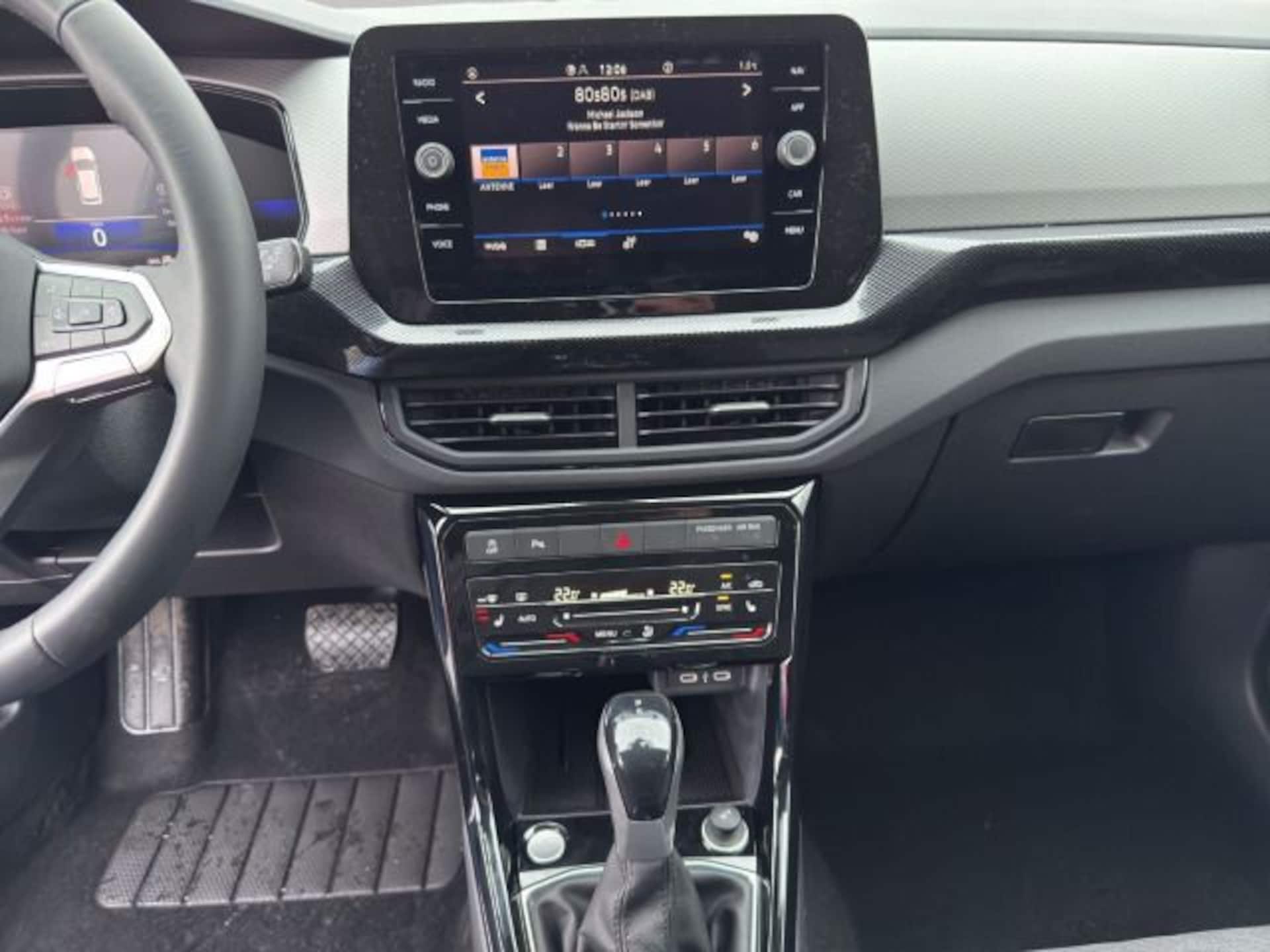 Volkswagen T-Cross Life