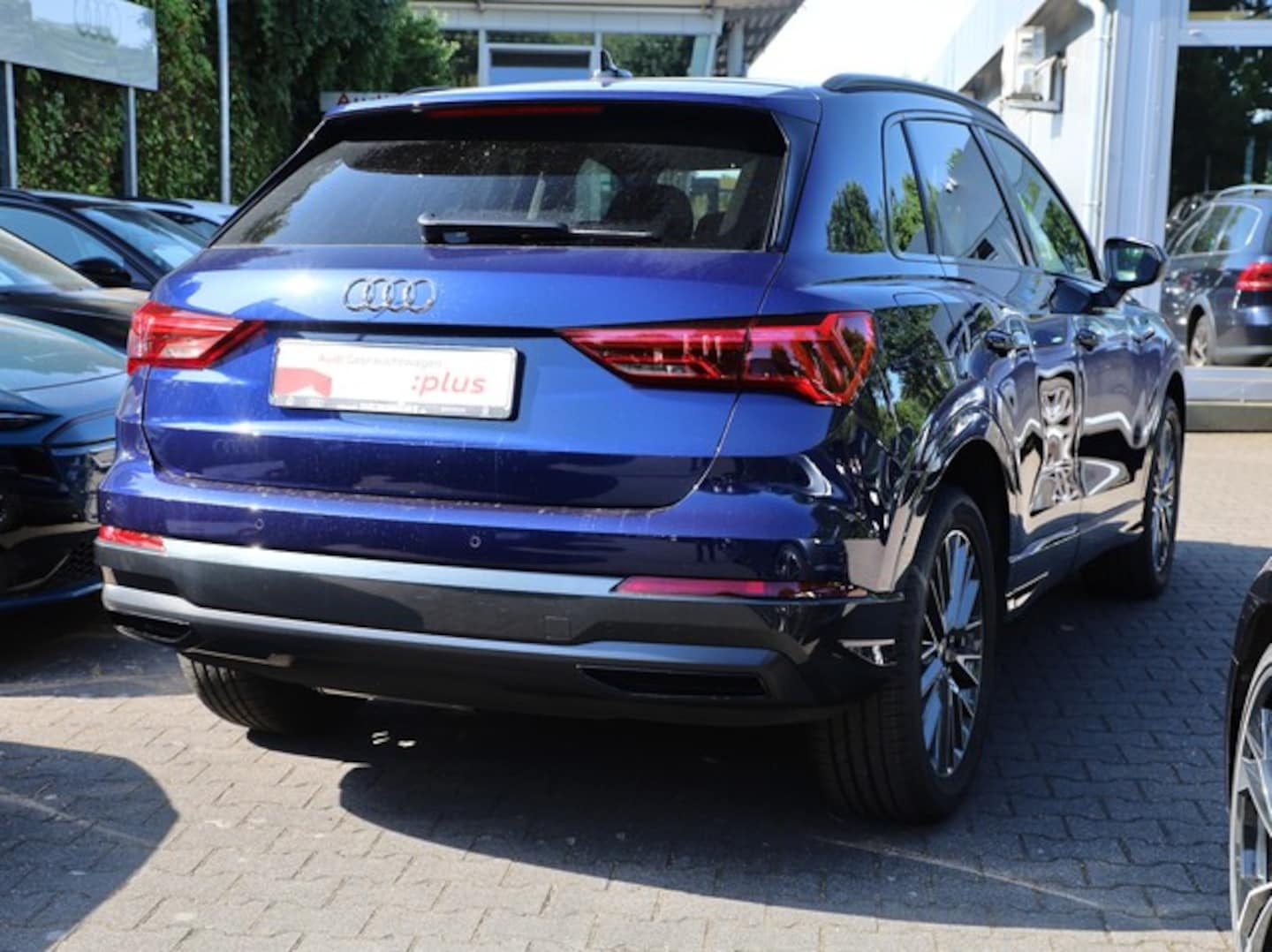 Bild über Audi Q3 TDI 110 kW S tronic - für weitere Informationen kontaktieren Sie den Audi Partner