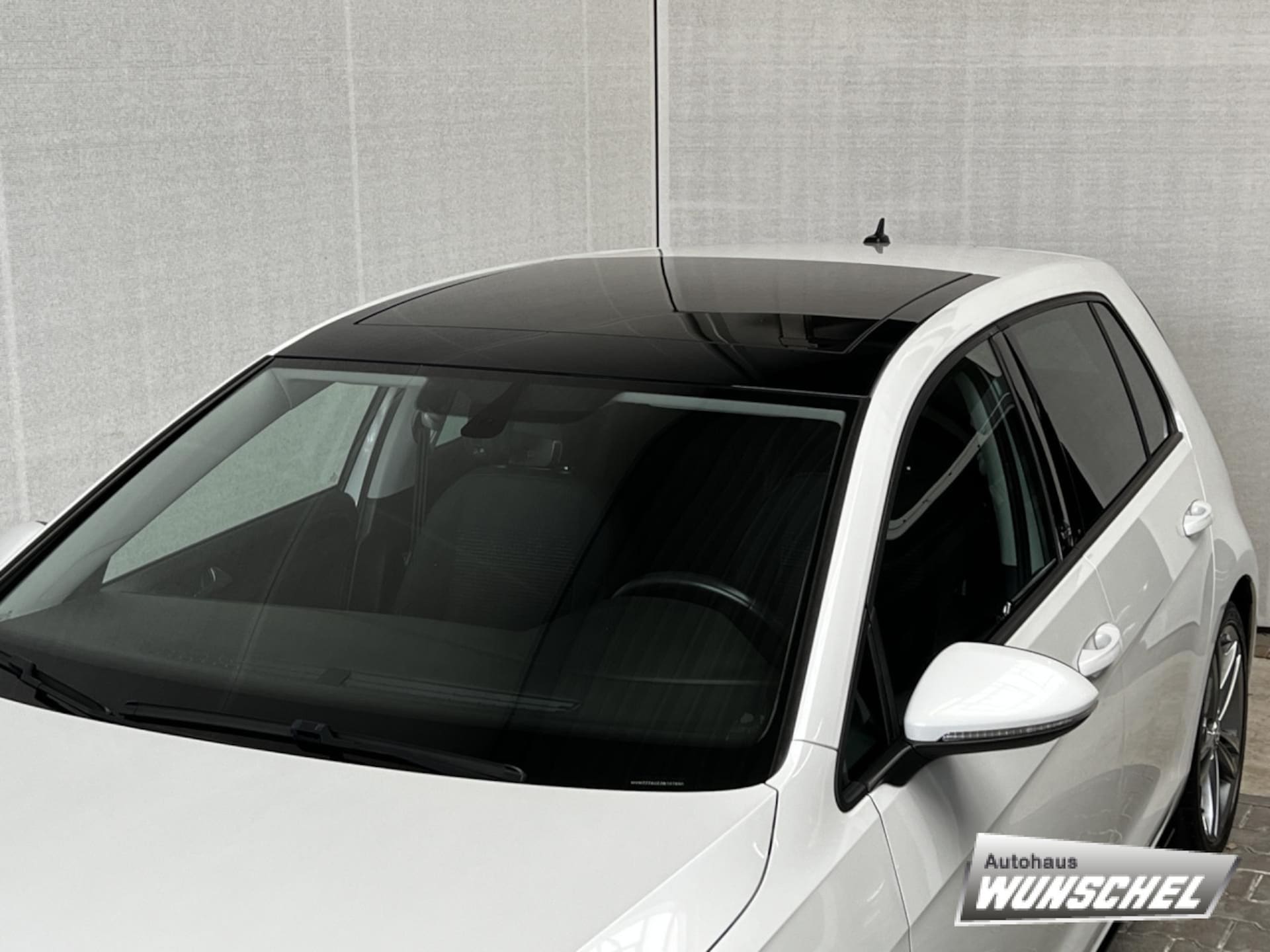 Volkswagen Golf SOUND