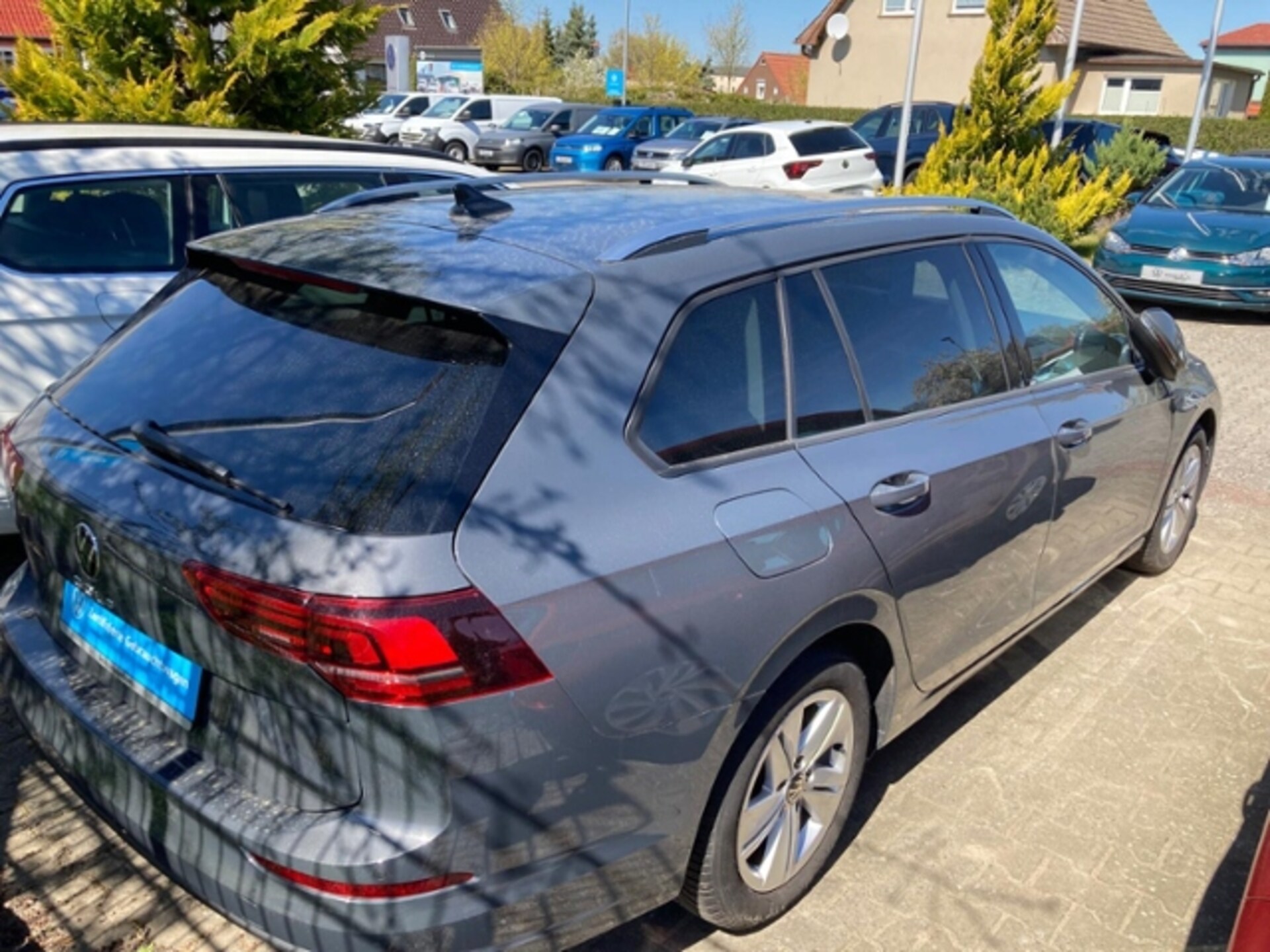Volkswagen Golf Variant Life