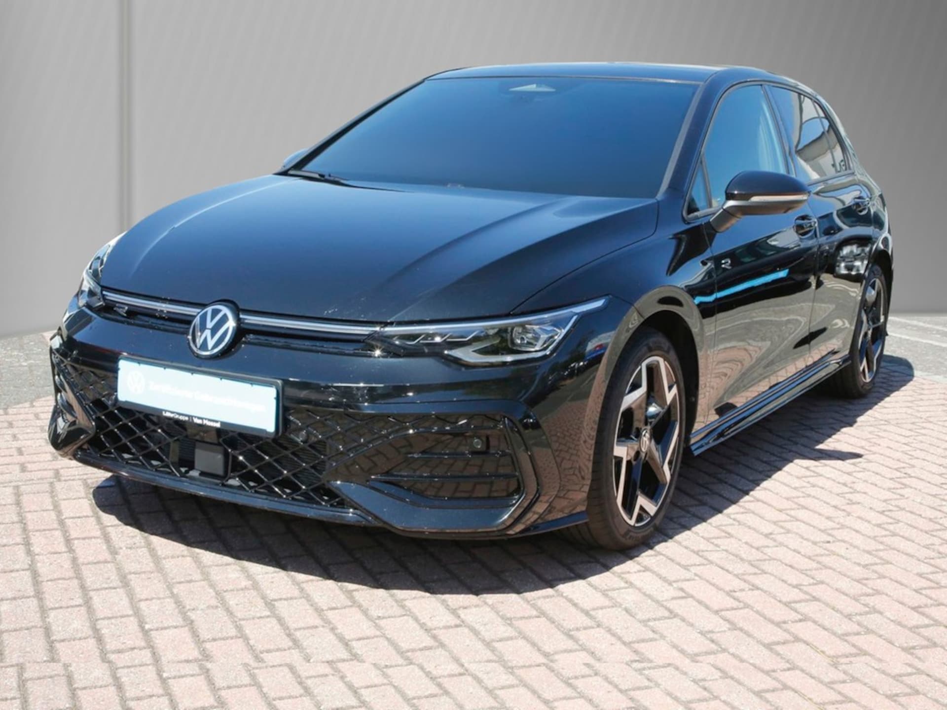 Volkswagen Golf R-Line