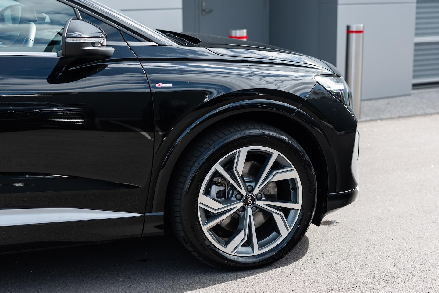 Image about Audi Q4 Sportback e-tron 45 e-tron