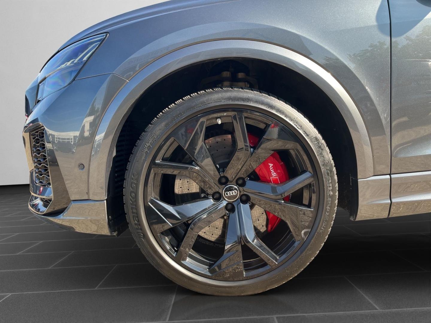 Image about Audi RS Q8 TFSI quattro tiptronic