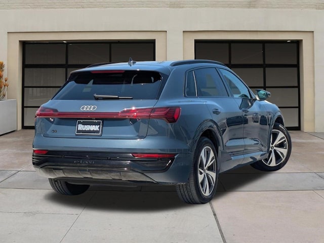 2024 Audi Q8 e-tron