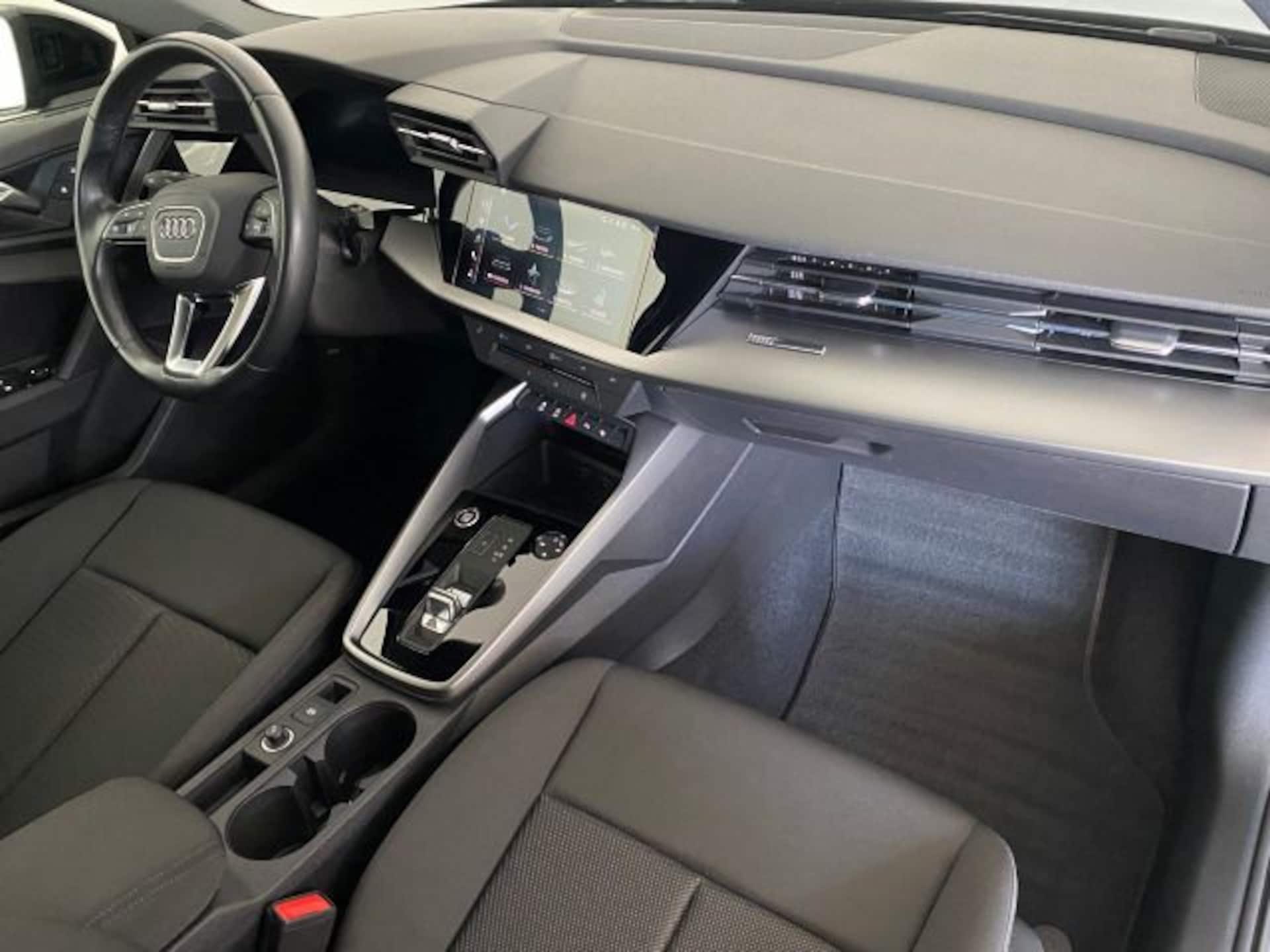 Audi A3 Sportback S line