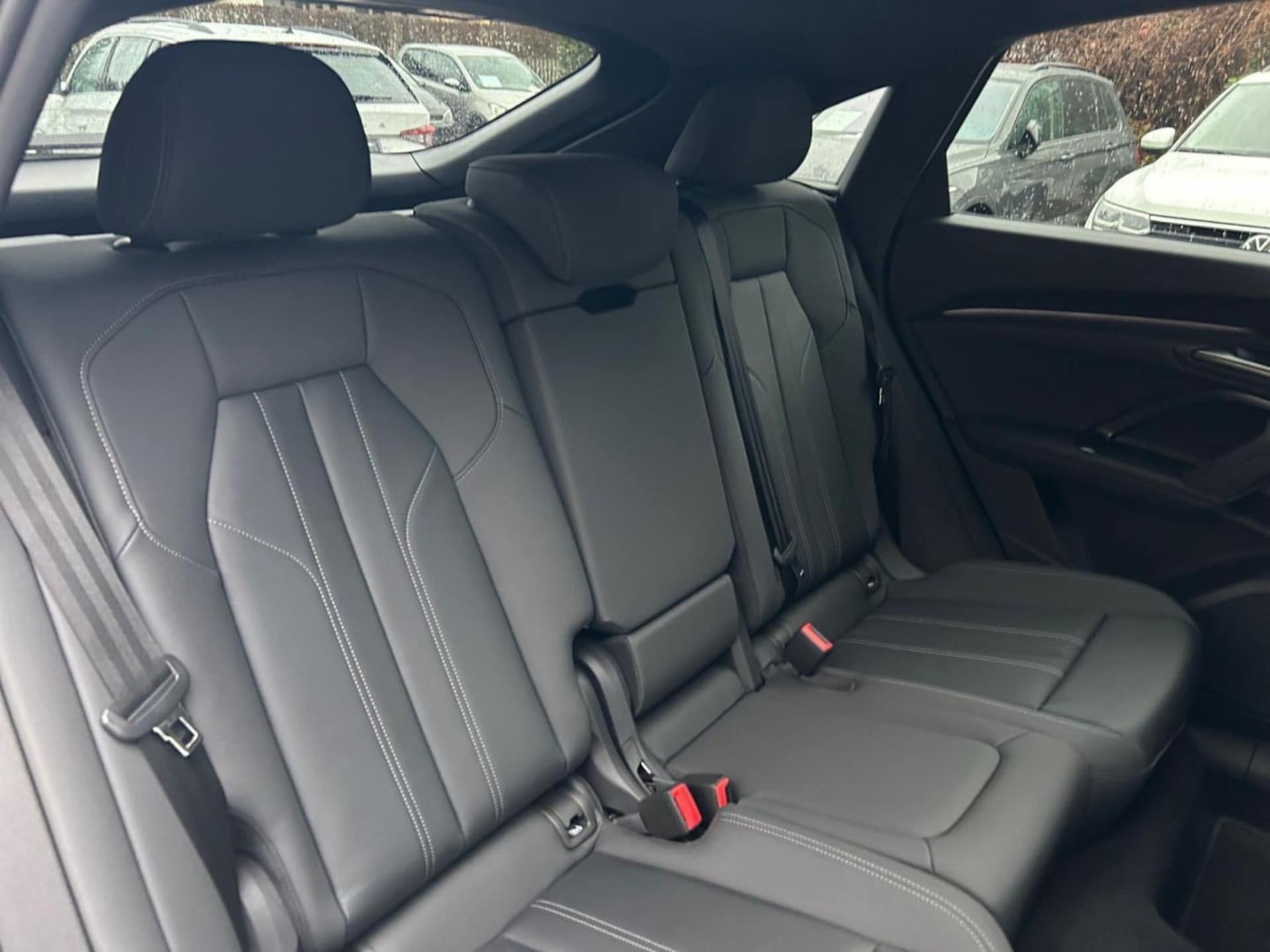Audi Q5 Sportback edition one