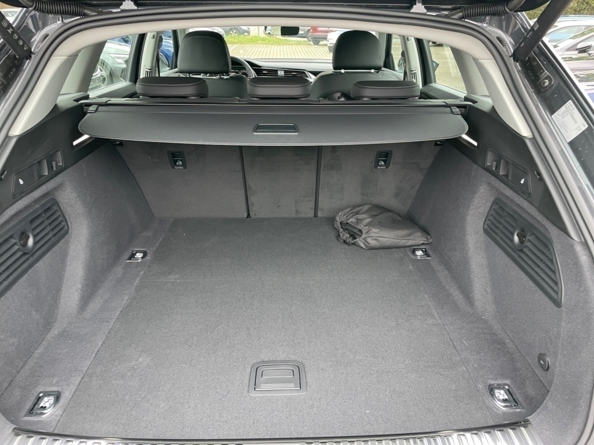 Audi Q8 e-tron Advanced