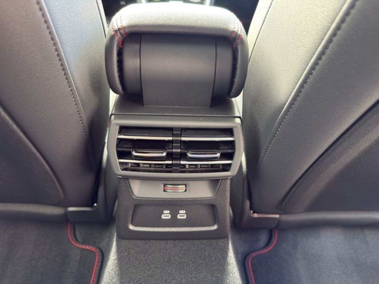 Bild über Audi A3 Sportback S line 35 TDI S tronic - für weitere Informationen kontaktieren Sie den Audi Partner