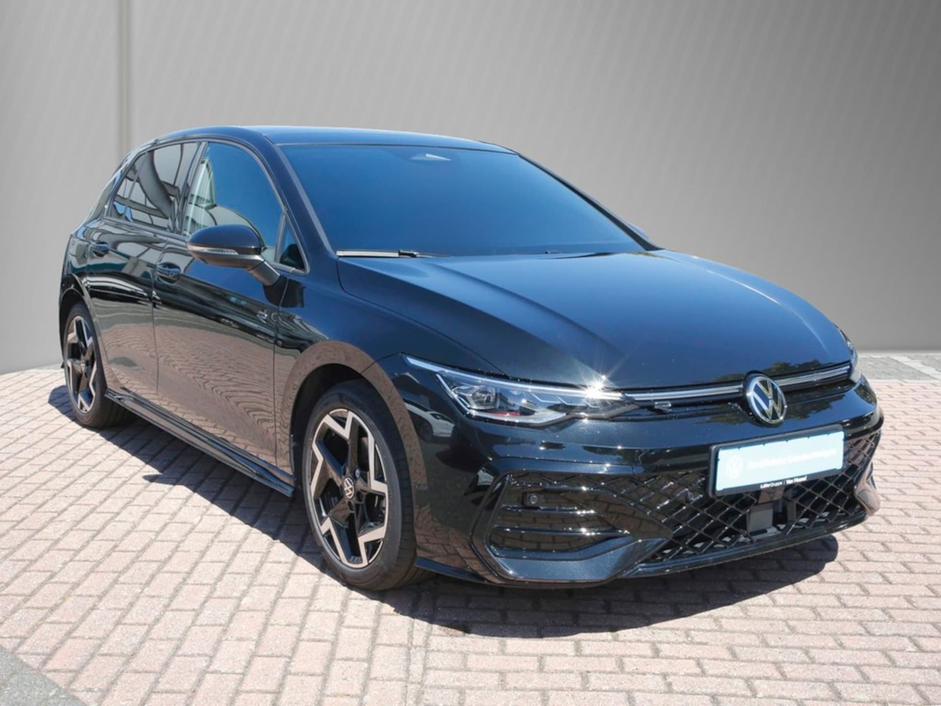 Volkswagen Golf R-Line