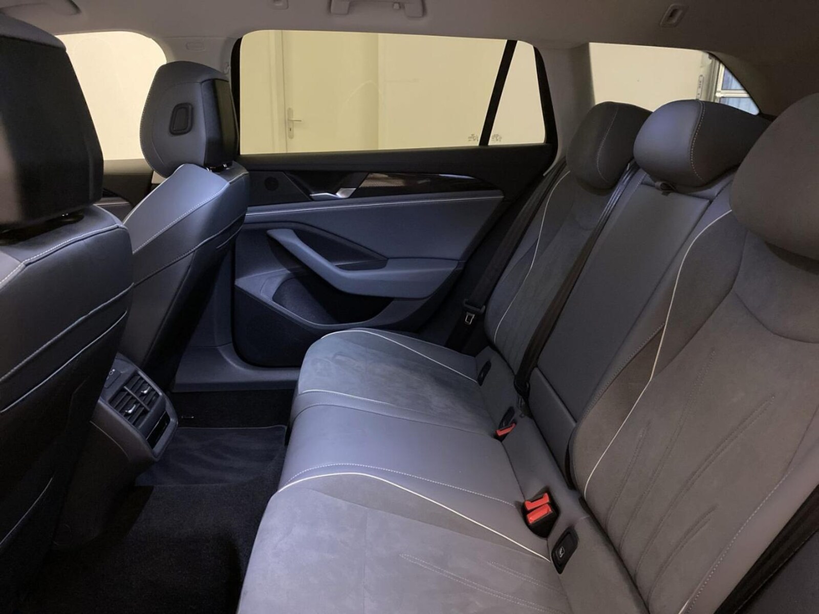 Volkswagen Passat – Bild 7