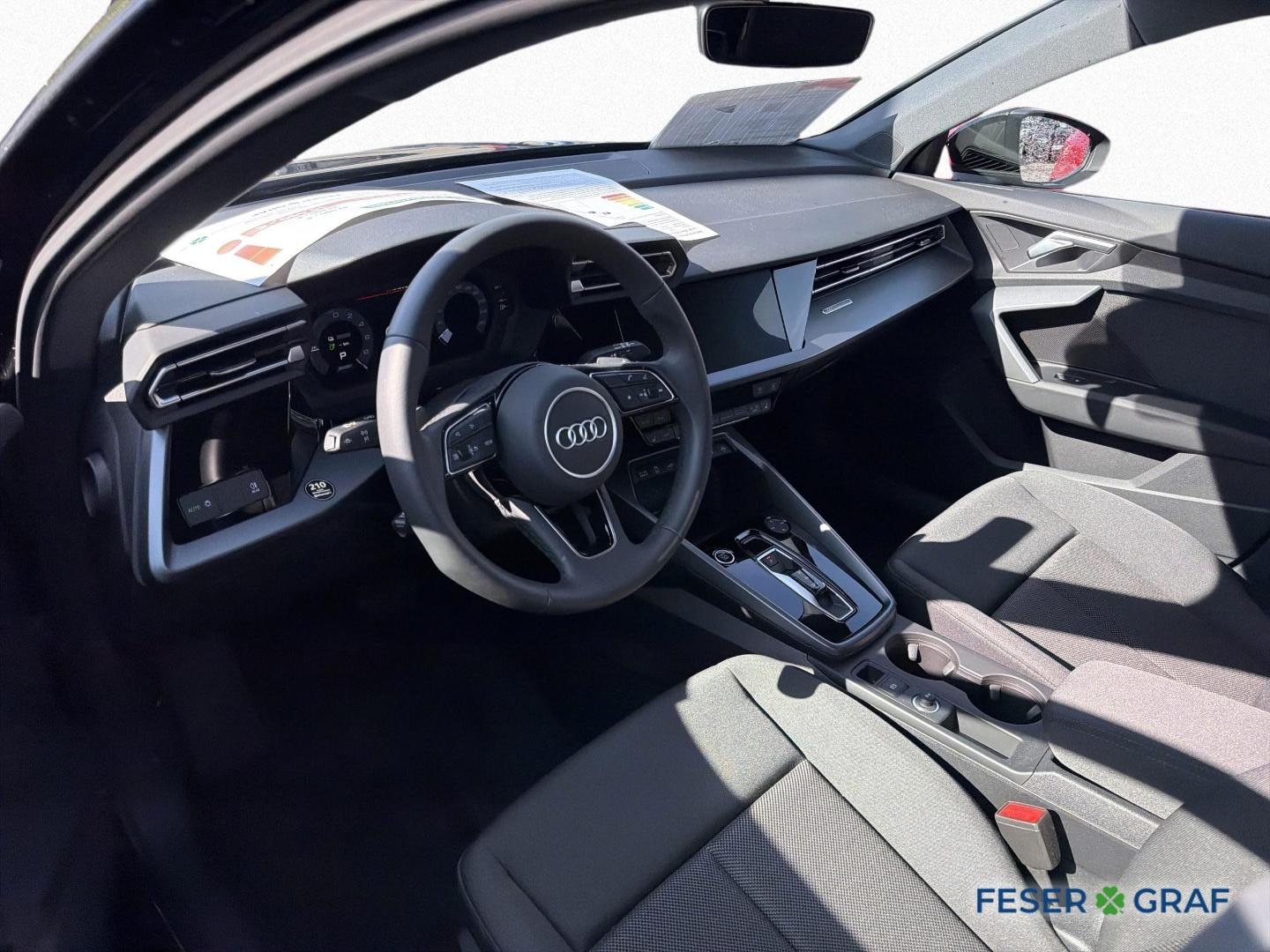 Bild über Audi A3 Sportback TFSI e 40 TFSI e S tronic - für weitere Informationen kontaktieren Sie den Audi Partner