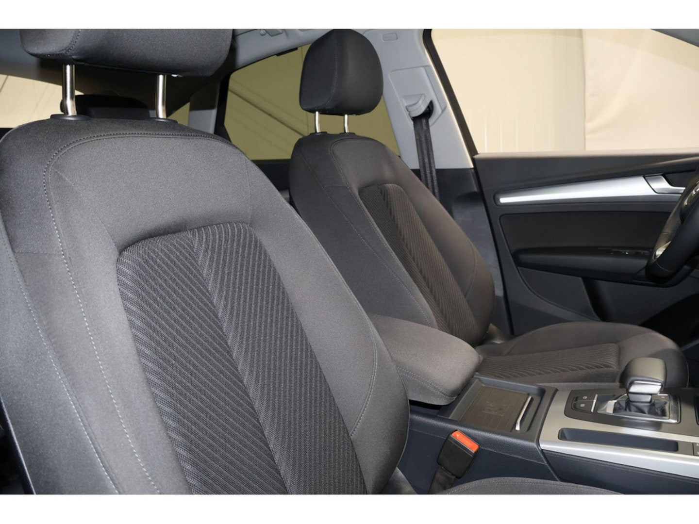 Bild über Audi Q5 Sportback 40 TDI quattro S tronic - für weitere Informationen kontaktieren Sie den Audi Partner