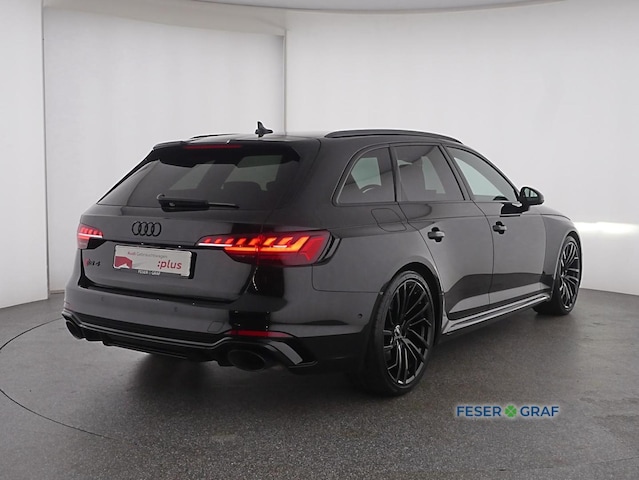 Image about Audi RS 4 Avant TFSI quattro tiptronic