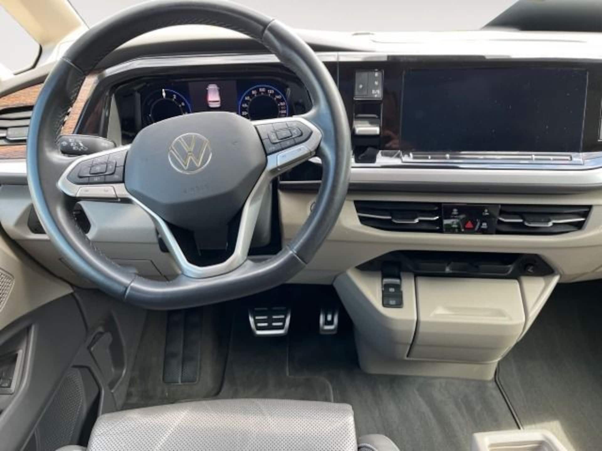 Volkswagen Multivan Style