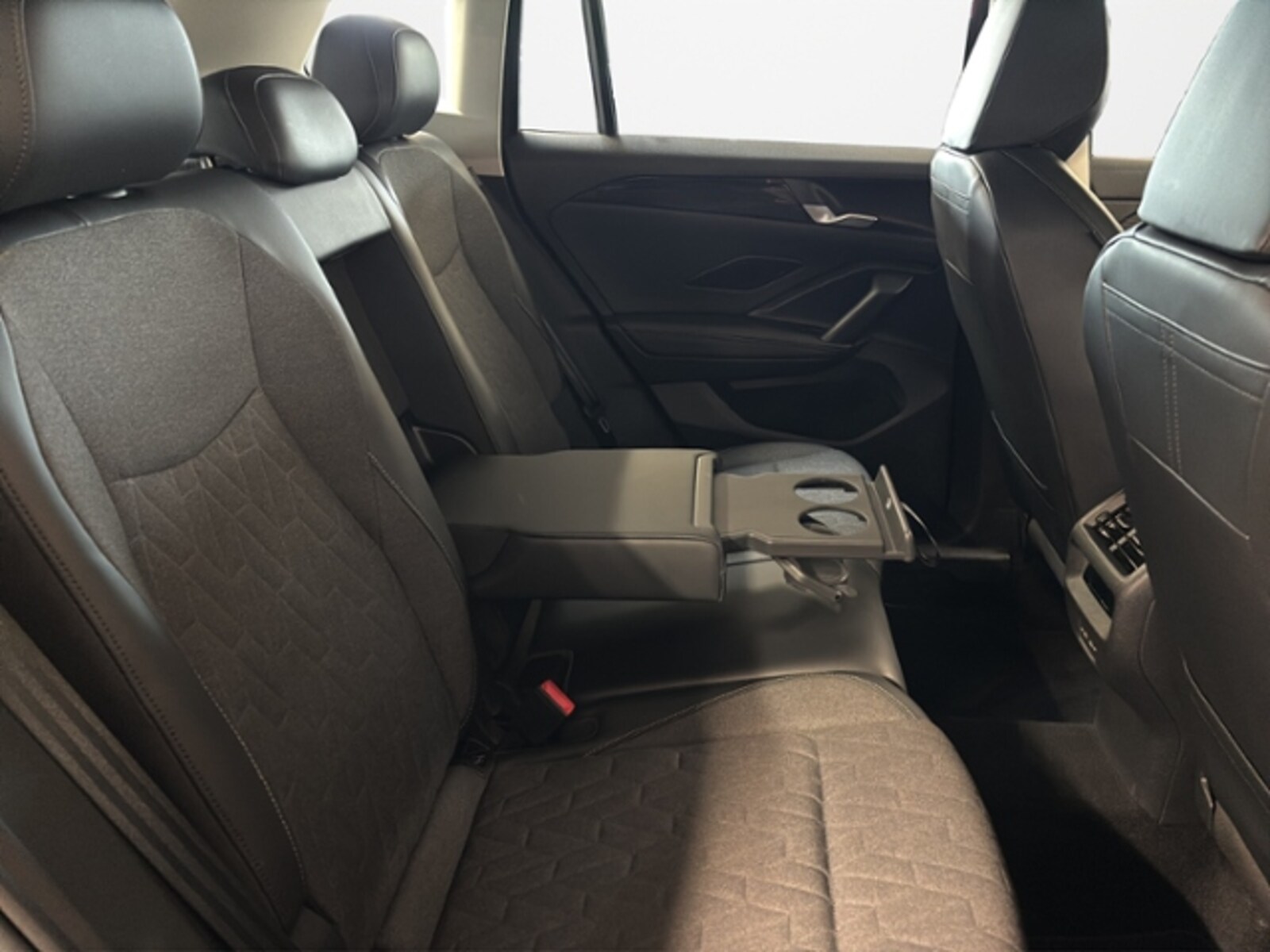 Volkswagen Tiguan – Bild 16
