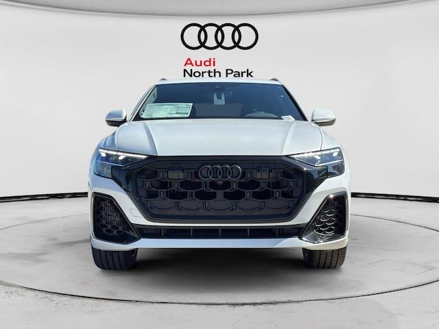 2026 Audi Q8