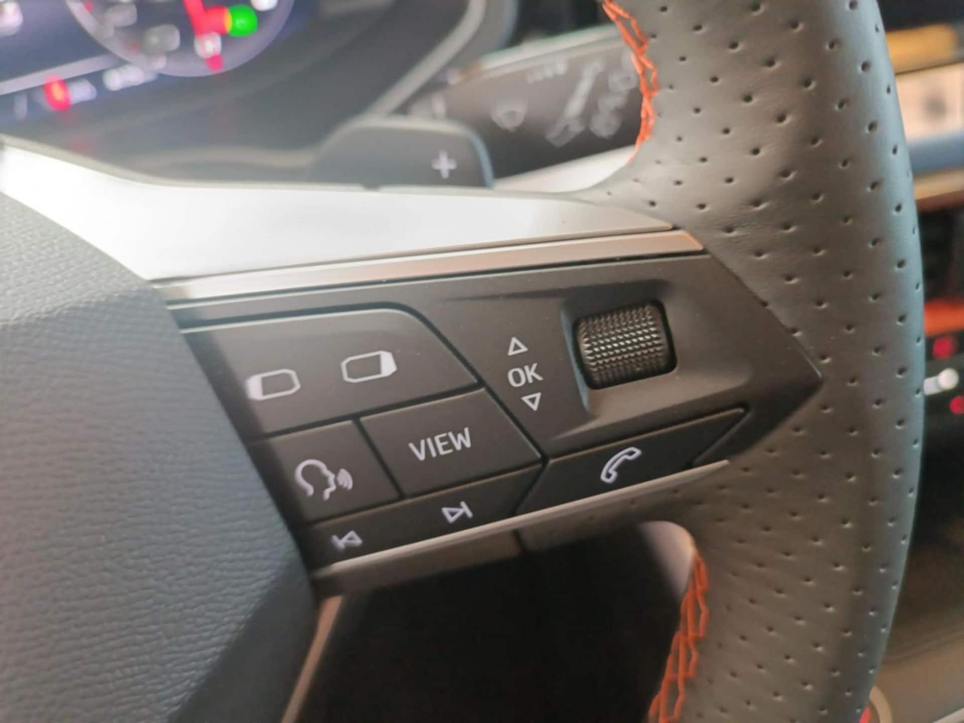 SEAT Arona FR