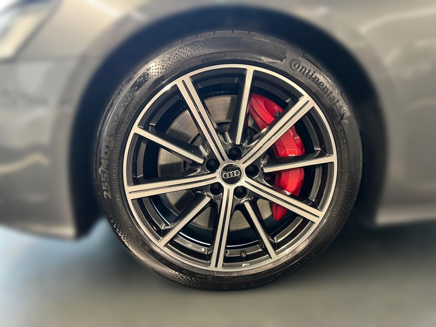 Bild über Audi S6 Avant TDI quattro tiptronic - für weitere Informationen kontaktieren Sie den Audi Partner