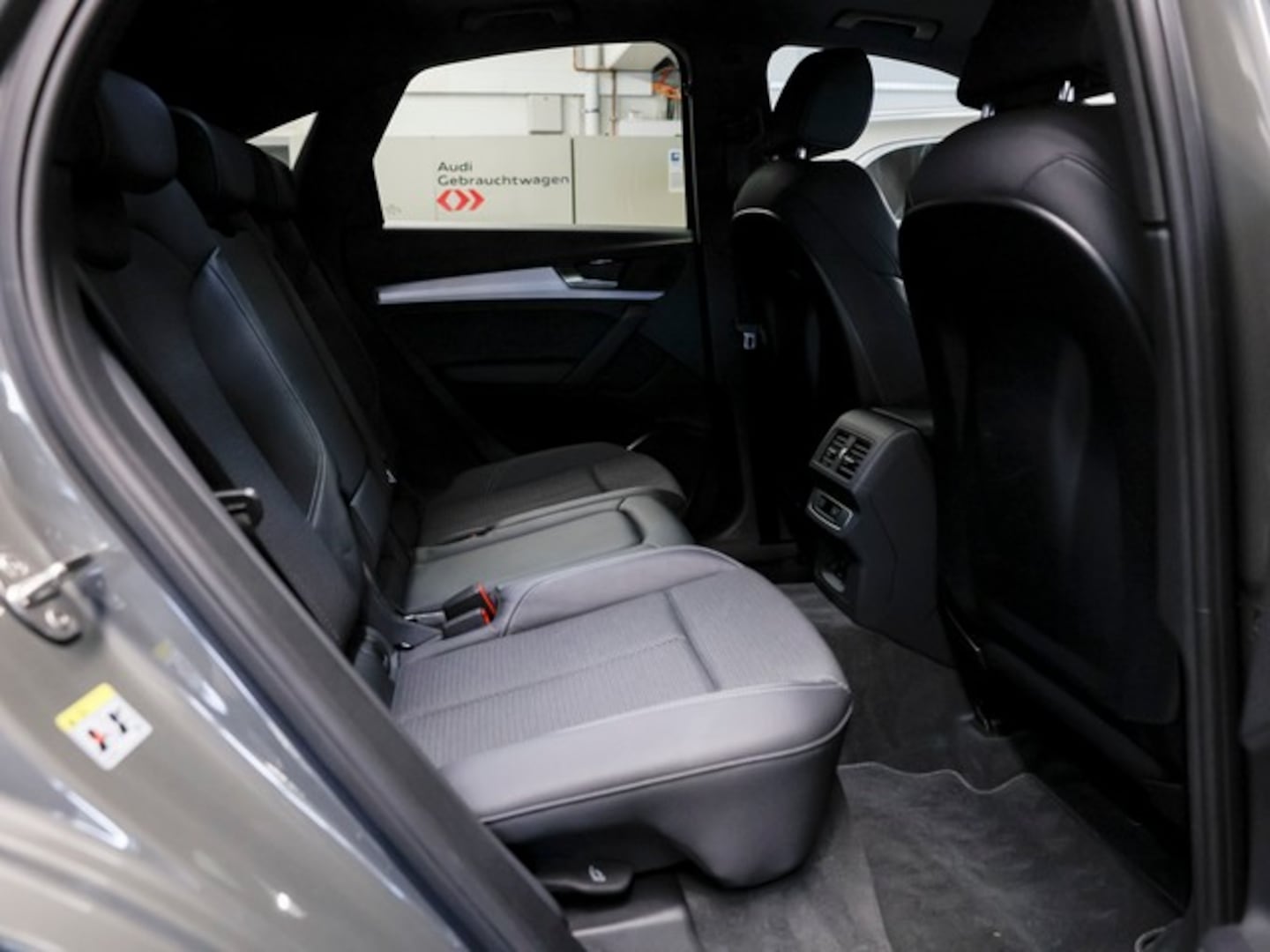 Bild über Audi Q5 Sportback 40 TDI quattro S tronic - für weitere Informationen kontaktieren Sie den Audi Partner