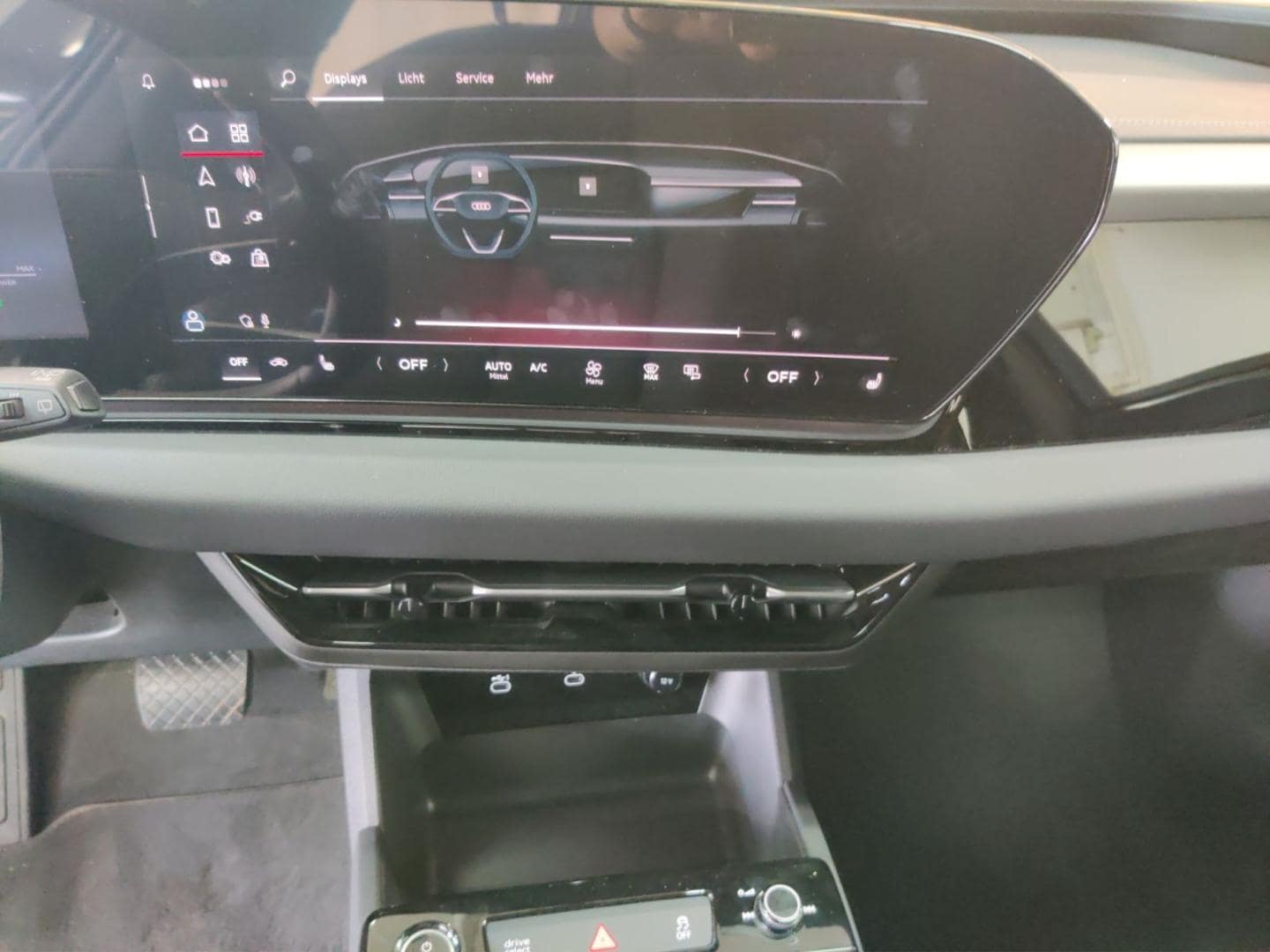 Bild über Audi A6 Avant e-tron e-tron performance - für weitere Informationen kontaktieren Sie den Audi Partner
