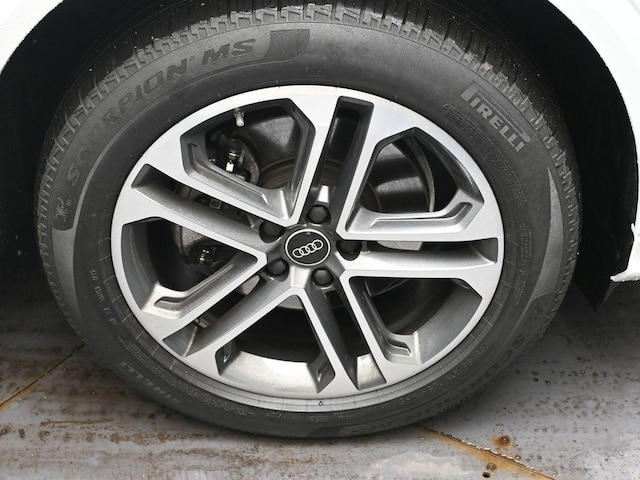 2025 Audi Q5 Premium - Photo 10