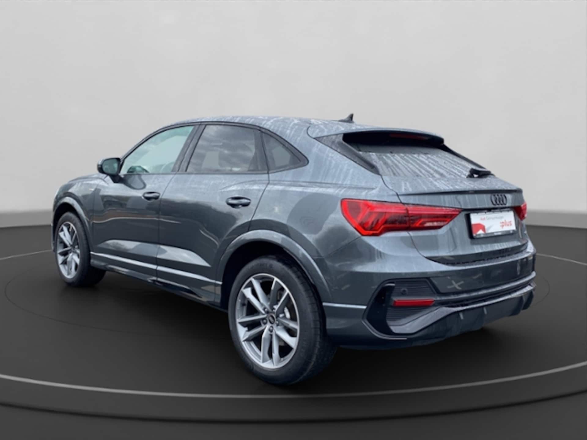 Audi Q3 Sportback S line