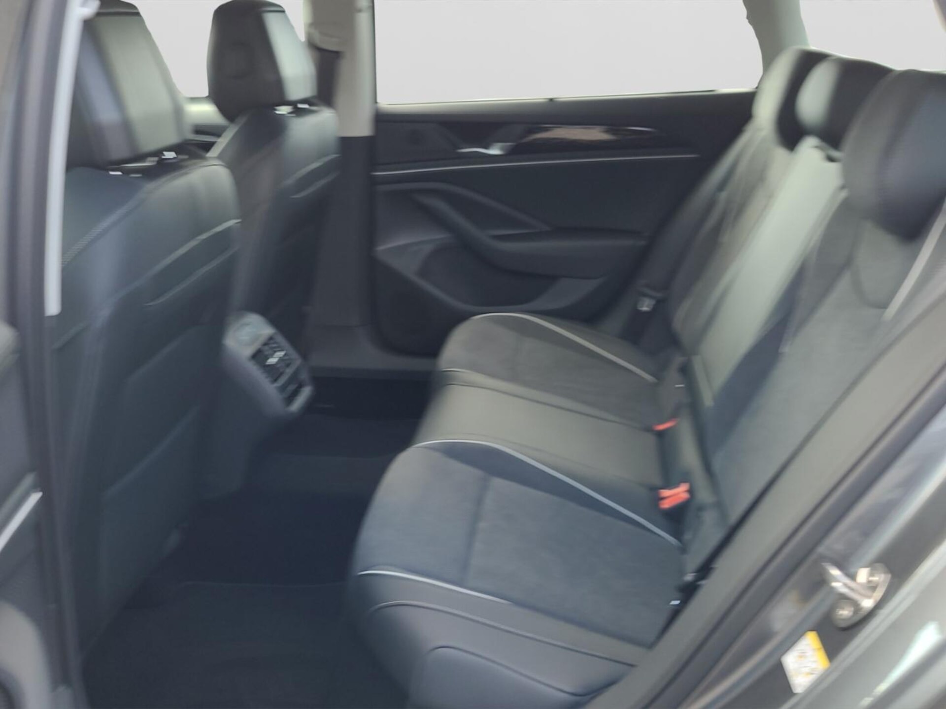 Volkswagen Passat Elegance