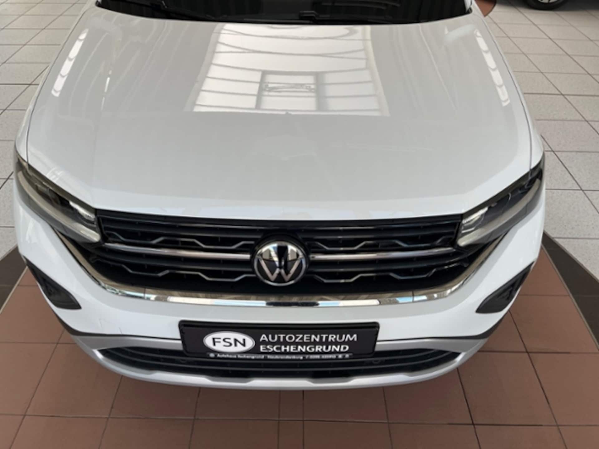 Volkswagen T-Cross Life