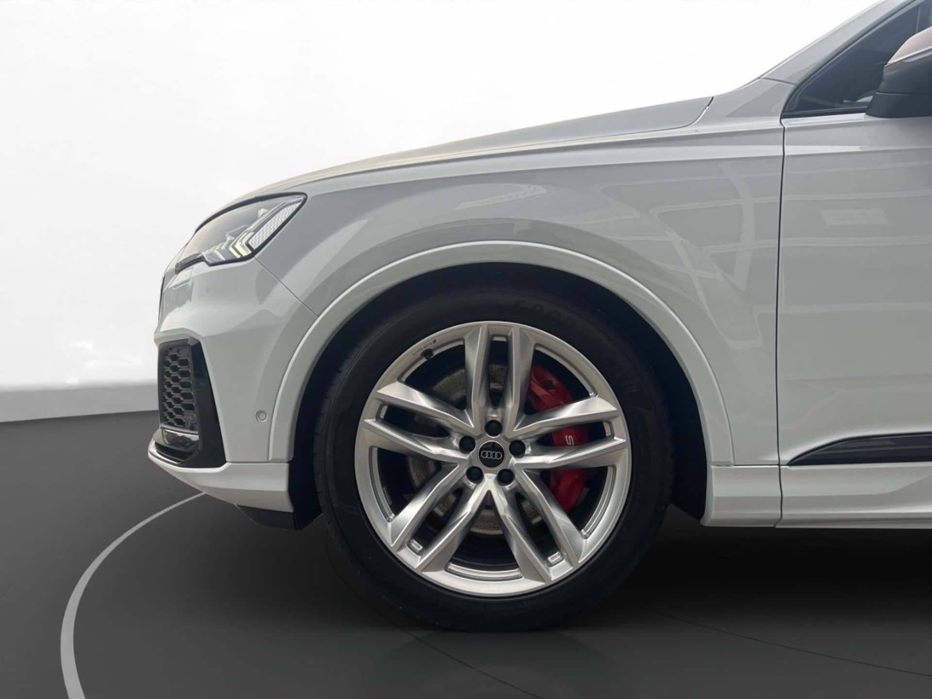 Audi SQ7 SUV