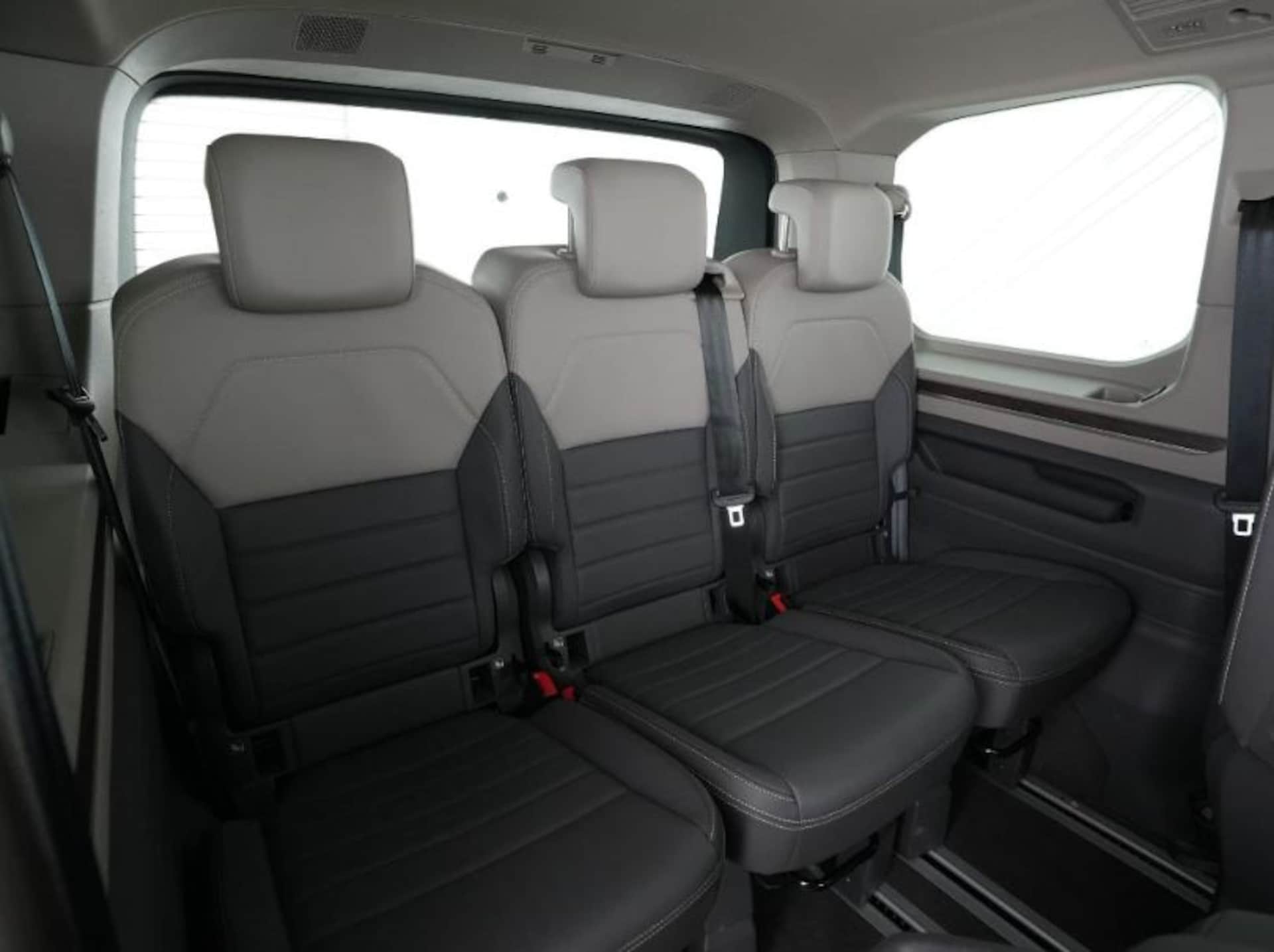 Volkswagen Multivan Style