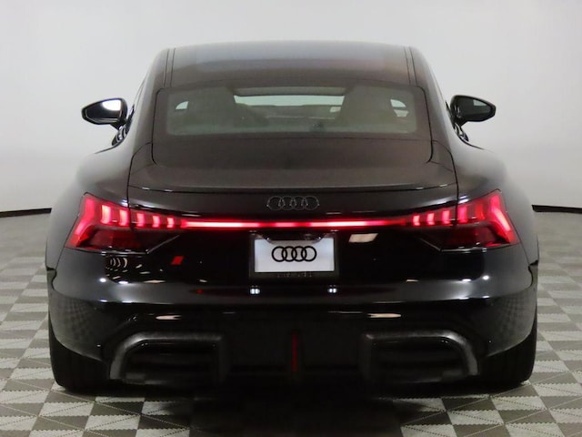 2026 Audi RS e-tron GT performance