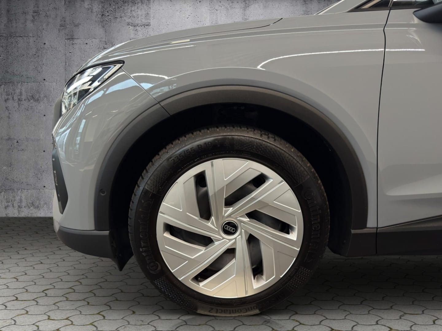 Bild über Audi Q4 e-tron 40 e-tron - für weitere Informationen kontaktieren Sie den Audi Partner