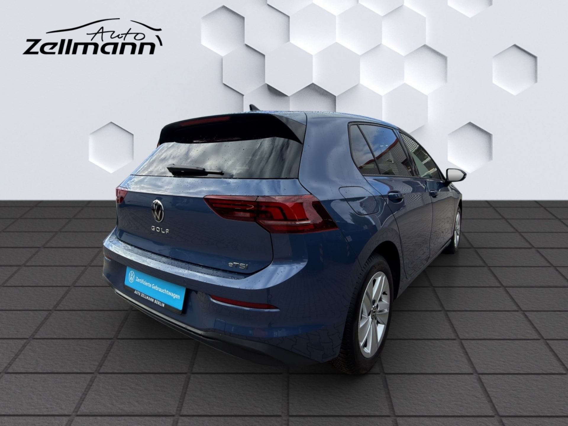 Volkswagen Golf Life